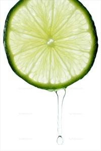 تصویر با کیفیت لیمو و قطره آب
